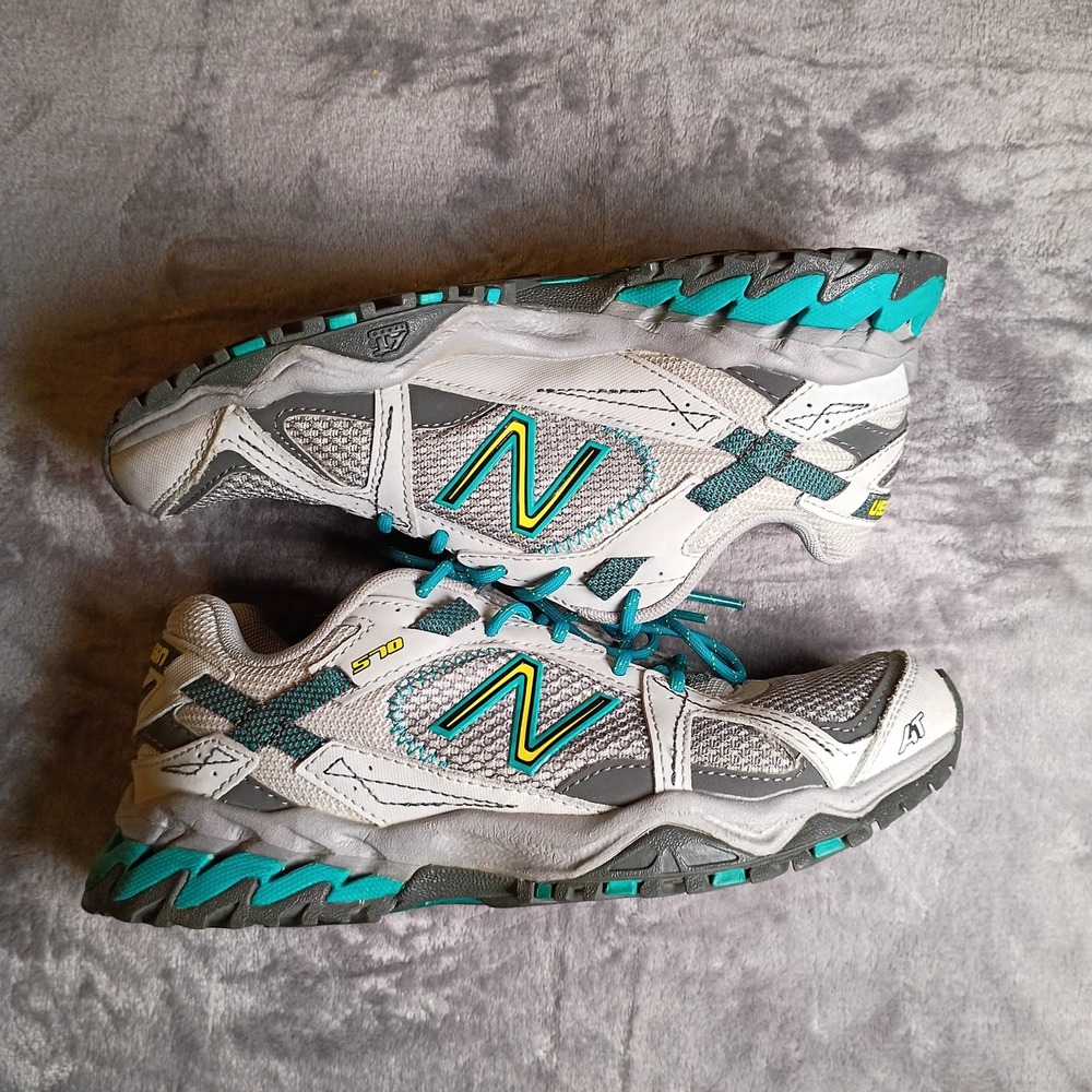 New Balance 570 All Terrain WTE570T2 Womens 6 Grey Teal Trail Running Shoes